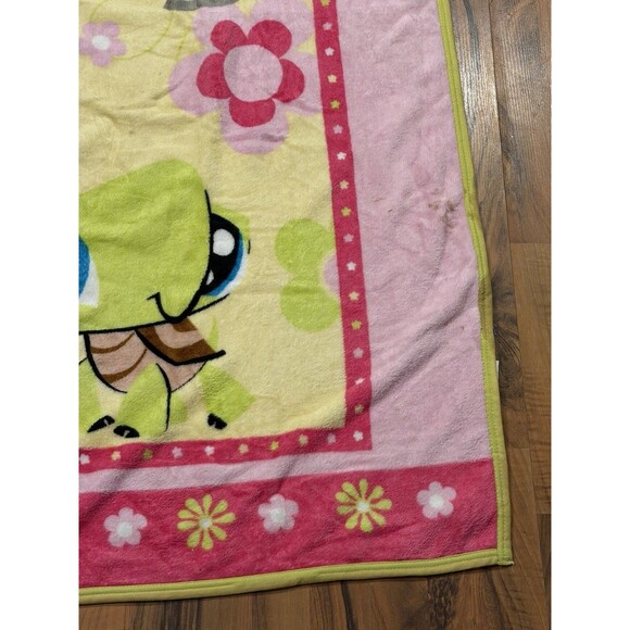 Vintage 2008 Hasbro LPS Littlest Pet Shop Fleece Plush Throw Blanket 50x60 - Picture 3 of 16